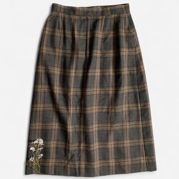 SOLD - Picture 2 of 7